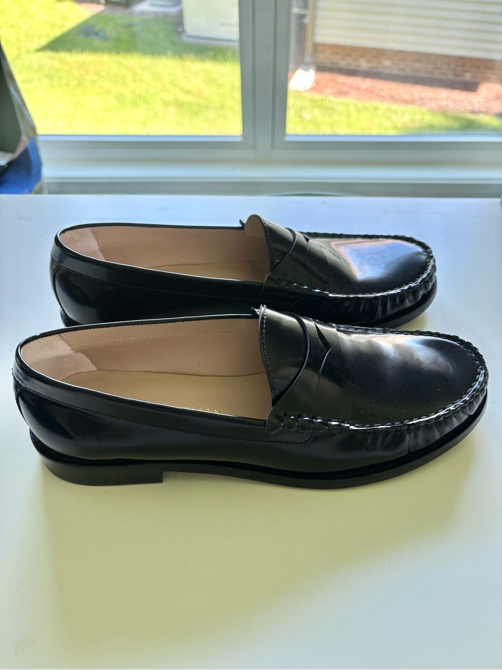 Stuart Weitzman Women’s Lottie Loafer — Black — Size 10B —